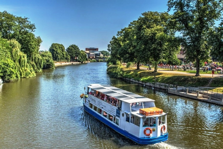 £139 (at Buckatree Hall Hotel) for a two-night Shropshire escape for two with a three-course dinner on one night, breakfast and river cruise tickets - save up to 43%