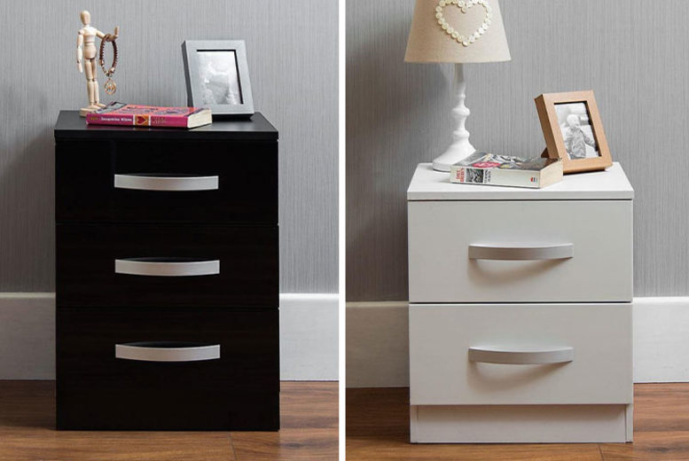 From €28 instead of €71.43 (from Home Discount) for a Hulio high gloss chest of drawers - choose from six options in one of four colours, and save up to 54%