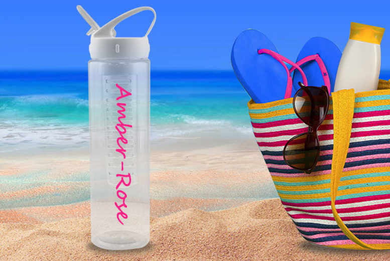 €14.99 (from Magic Trend) for a personalised ❤ Island-inspired water bottle with detachable fruit infuser - feel the love!