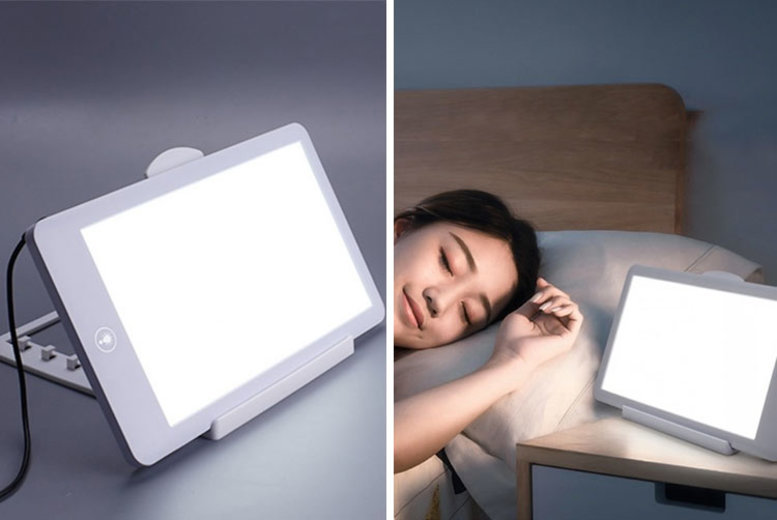 €29.99 instead of €76.81 (from Wow What Who) for a SAD therapy lamp - save 61%