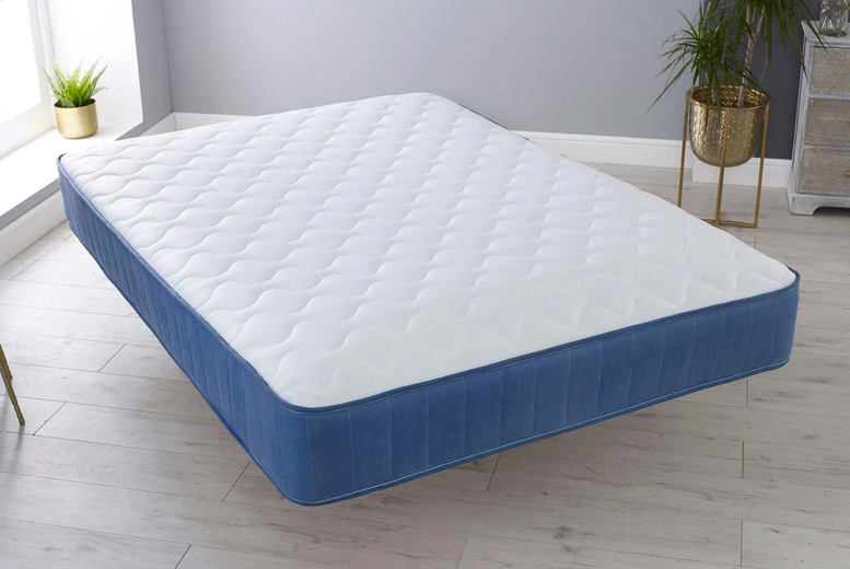 16080495 €9 instead of €19.99 for an Briscoes Cloud 9 Optima 1+1 Duvet