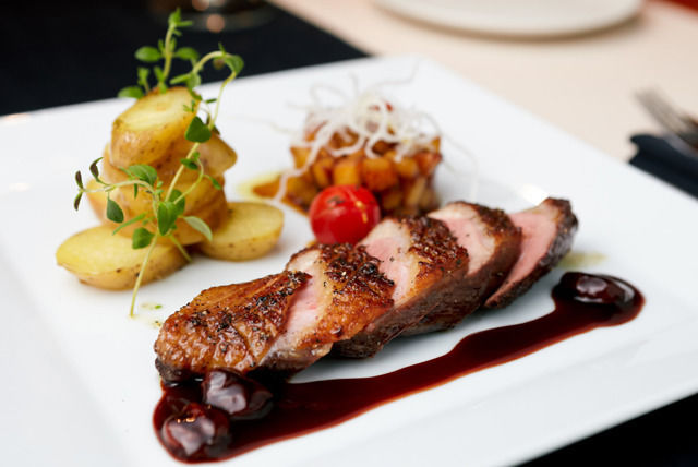 45 Instead Of Up To 69 80 For A Luxury Three Course Meal For Two People With Three Sides To Share And A Festiveat No 11 Br Erie 45 Instead Of Up To 69 80 For A Luxury Three Course Meal For Two People With Three Sides To Share And A Festiveat No 11 Br Erie