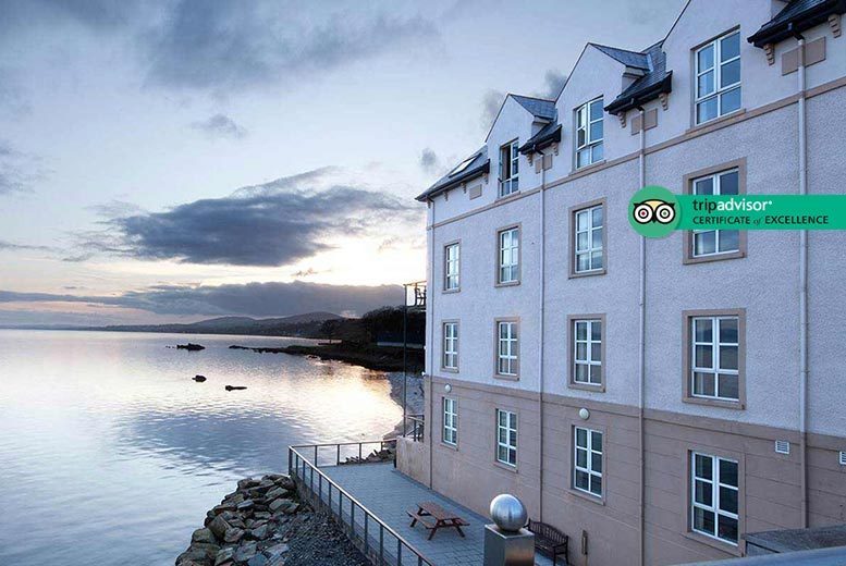 €99 instead of up to €188 for an overnight stay for two with breakfast, wine, a round of golf each, €10 spa credit and €10 dining credit per room, or €169 for two nights at 4* Redcastle Oceanfront Hotel, Donegal - save up to 47%