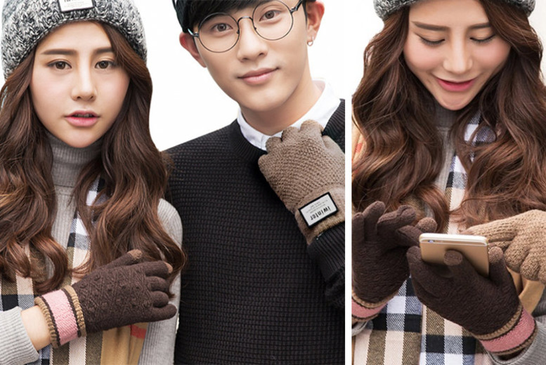 €6.99 instead of €22.98 (from Blu Fish) for a pair of touch screen wool gloves - save 75%