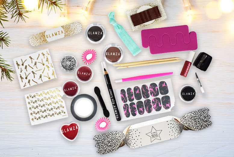 €4.99 instead of €14.92 (from Forever Cosmetics) for one Glamza five piece lucky dip beauty Christmas cracker, or €7.99 for two - save up to 67%
