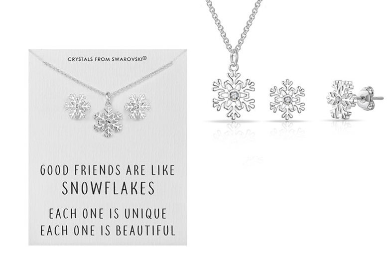 €7.99 instead of €44.95 (from Philip Jones) for a snowflake quote jewellery set –save 82%